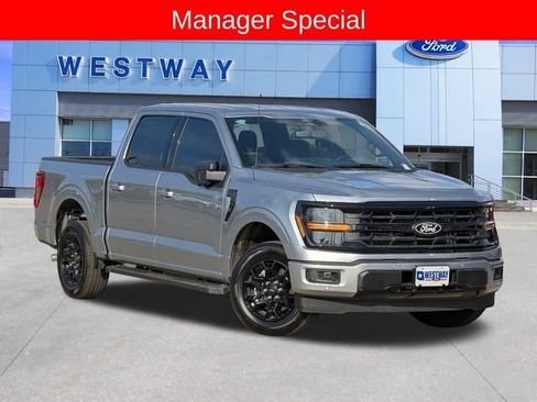 New 2025 Ford F150 XLT w/ Equipment Group 302A MID image 31