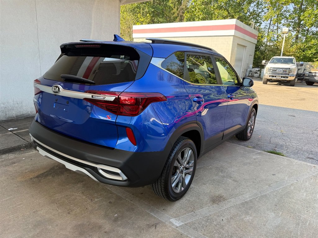 Used 2021 Kia Seltos S FWD image 3