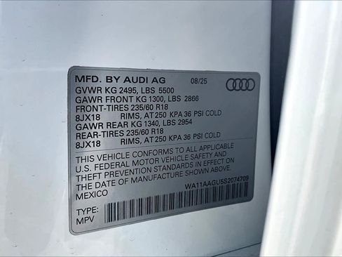 Used 2025 Audi Q5 Premium image 37