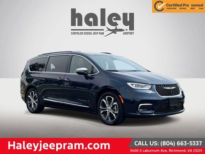 Certified 2024 Chrysler Pacifica Pinnacle