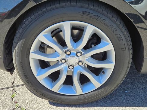 Used 2016 Land Rover Range Rover Sport HSE image 5