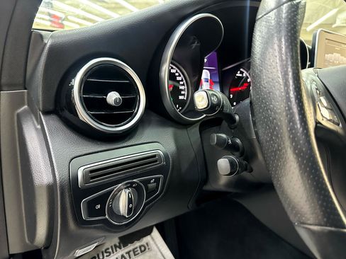 Used 2018 Mercedes-Benz C 300 Sedan image 14