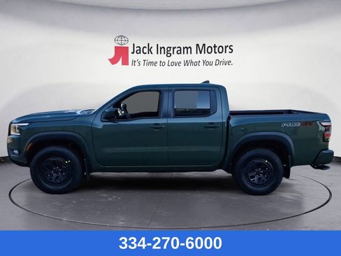 New 2025 Nissan Frontier PRO-4X image 2