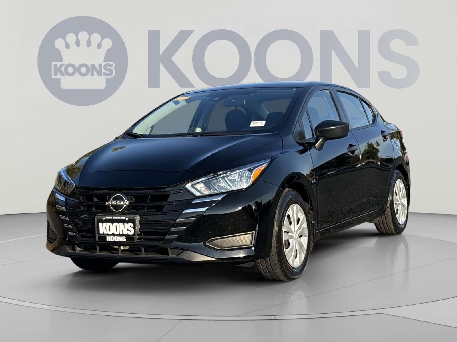 Used 2023 Nissan Versa S w/ Trunk Package FWD image 1