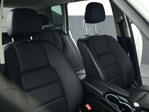 Used 2015 Mercedes-Benz GLK 350 4MATIC image 27