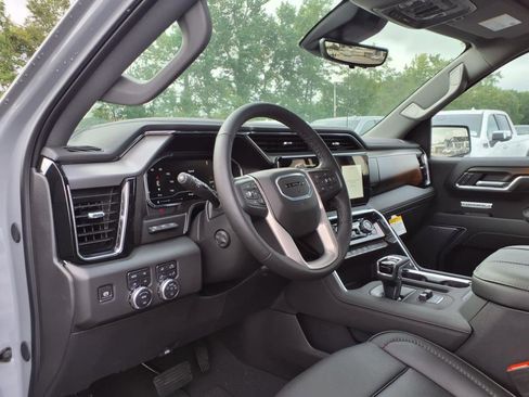 New 2025 GMC Sierra 1500 Denali w/ Technology Package image 8