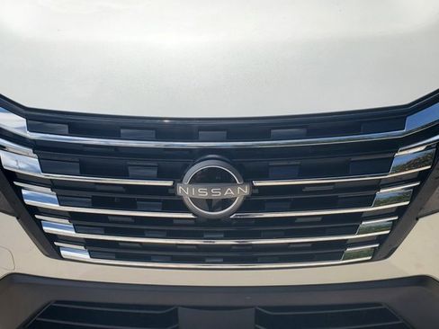 New 2026 Nissan Rogue SV image 10