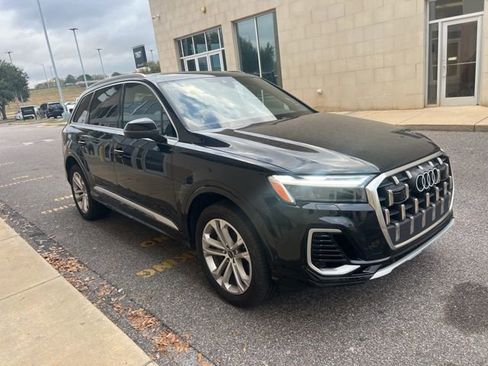 Used 2025 Audi Q7 3.0T Premium Plus image 3