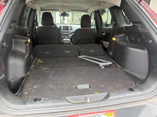Used 2014 Jeep Cherokee Latitude AWD/4WD image 4