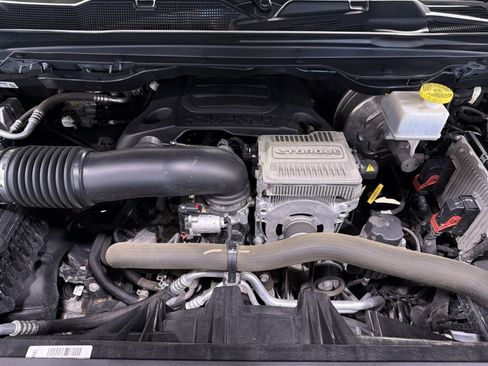 Used 2022 RAM 1500 Big Horn AWD/4WD image 31
