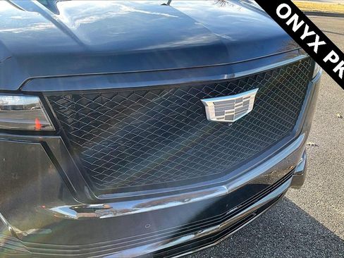 Used 2023 Cadillac Escalade Sport Platinum w/ LPO, ONYX Package image 31