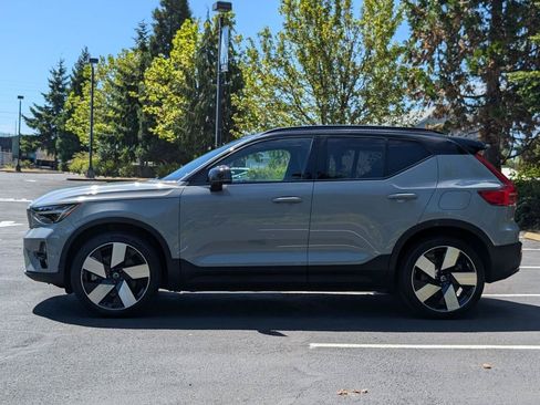Used 2024 Volvo XC40 Recharge Plus w/ Protection Package Premier AWD/4WD image 4