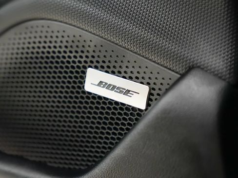 Certified 2025 Porsche Taycan 4S AWD/4WD image 18