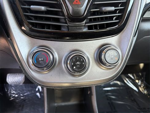 Used 2022 Chevrolet Spark LT image 22