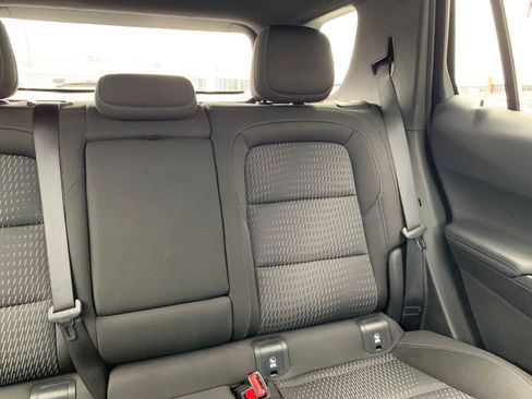 Used 2025 Chevrolet Equinox LT image 36