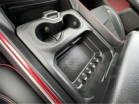 Used 2022 RAM 1500 Rebel image 32