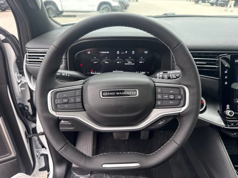 New 2026 Jeep Grand Wagoneer 4WD image 10