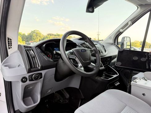 Used 2019 Ford Transit 250 148 High Roof RWD image 13