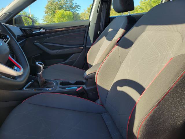 Used 2024 Volkswagen Jetta GLI 40th Anniversary Edition FWD image 15