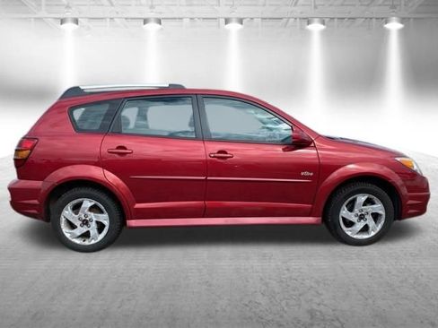 Used 2006 Pontiac Vibe AWD w/ Sport Package image 4