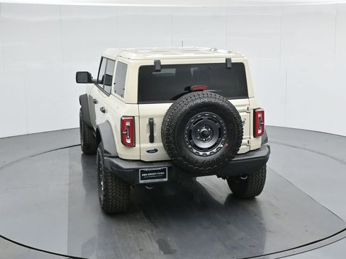 New 2025 Ford Bronco Badlands image 39