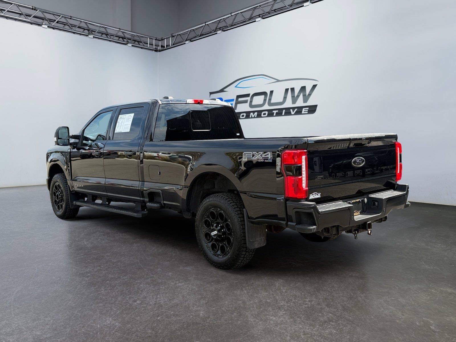 Used 2024 Ford F250 Lariat w/ Lariat Ultimate Package AWD/4WD image 5