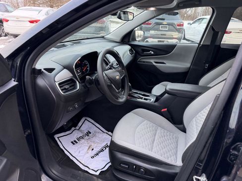 Used 2020 Chevrolet Equinox LS w/ LS Convenience Package image 10