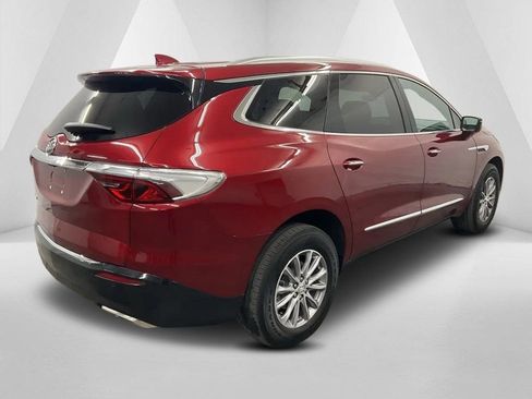 Used 2024 Buick Enclave Premium FWD image 7
