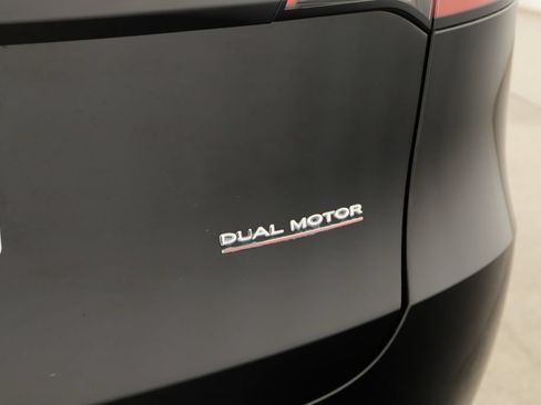 Used 2023 Tesla Model Y Performance AWD/4WD image 34