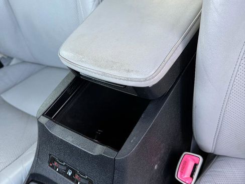 Used 2010 Lexus ES 350 image 23