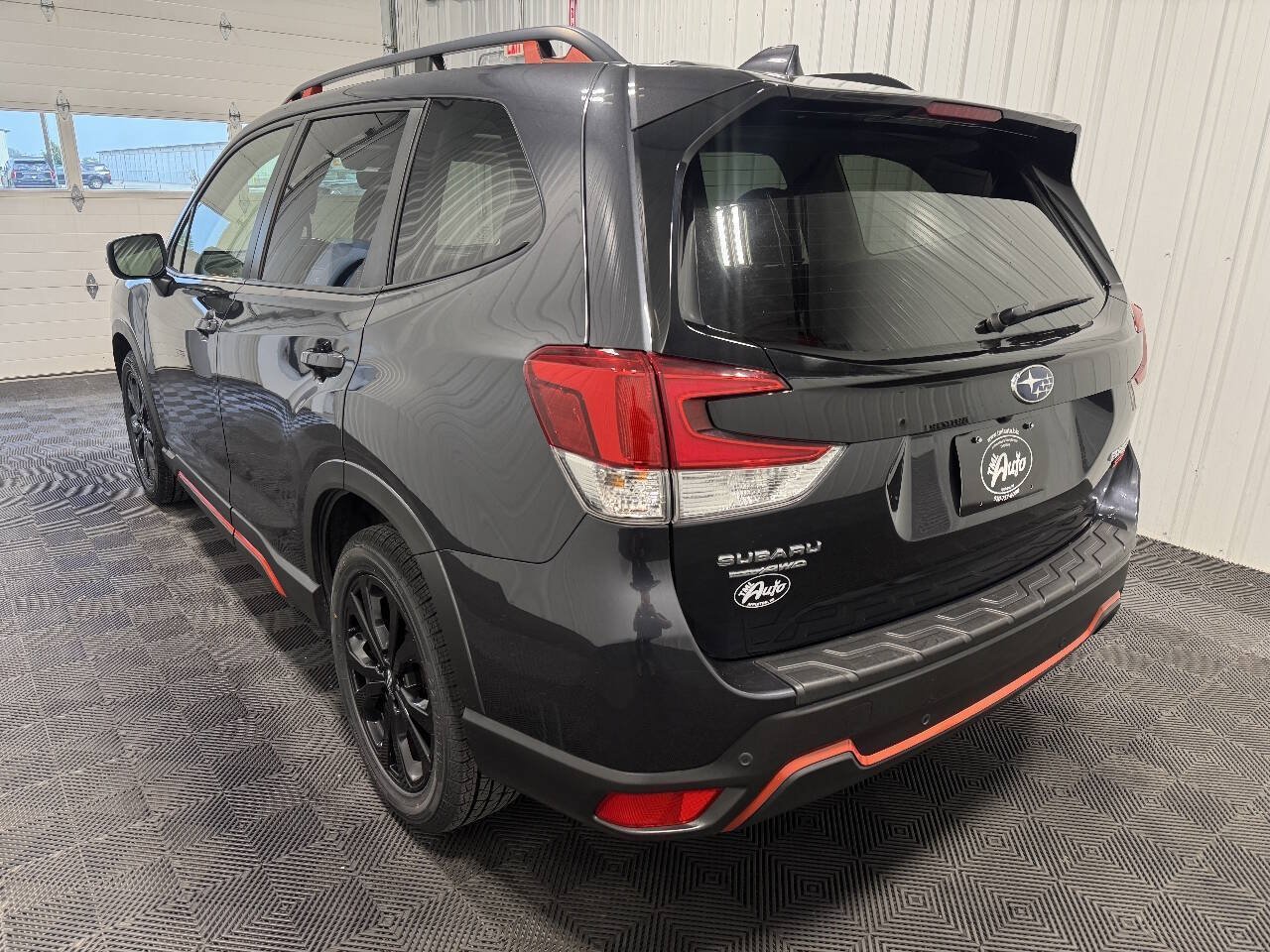 Used 2019 Subaru Forester Sport w/ Popular Package #2 AWD/4WD image 4