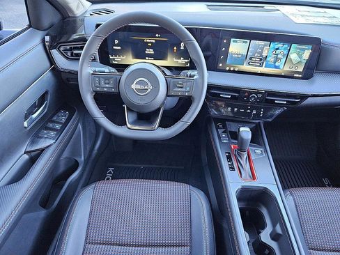 New 2026 Nissan Kicks SR image 9