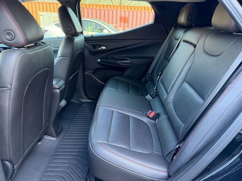 Used 2023 Chevrolet Bolt EUV LT w/ Convenience Package image 16