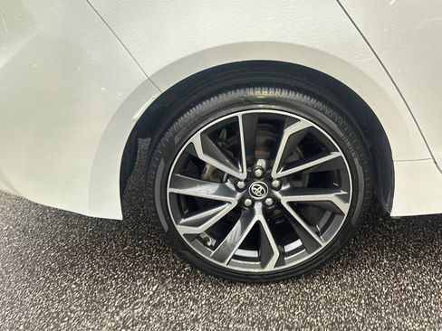 Used 2021 Toyota Corolla SE image 17