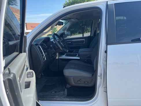 Used 2018 RAM 1500 Big Horn AWD/4WD image 6