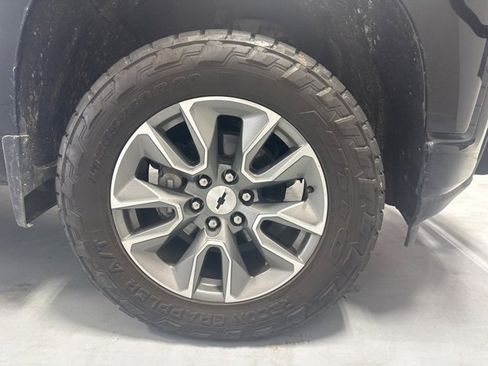 Used 2020 Chevrolet Silverado 1500 RST image 4