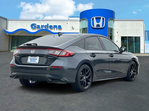 Certified 2025 Honda Civic Sport image 6