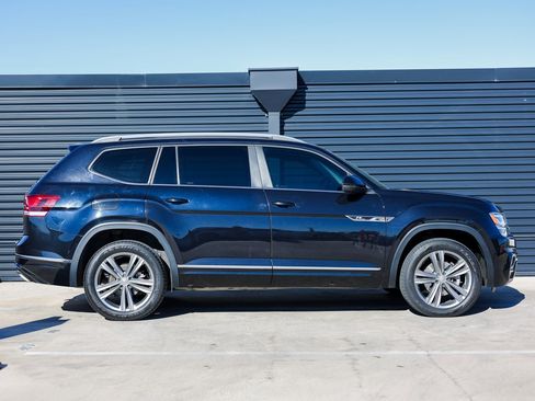 Used 2019 Volkswagen Atlas SEL R-Line image 8