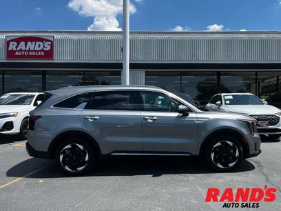 Used 2025 Kia Sorento EX