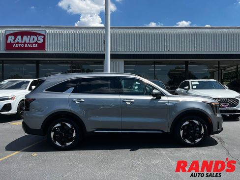 Used 2025 Kia Sorento EX AWD/4WD image 1