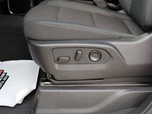 New 2026 GMC Sierra 1500 Elevation image 14