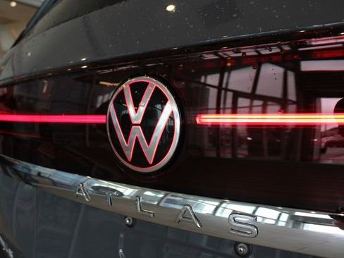 New 2026 Volkswagen Atlas SEL Premium R-Line AWD/4WD image 34