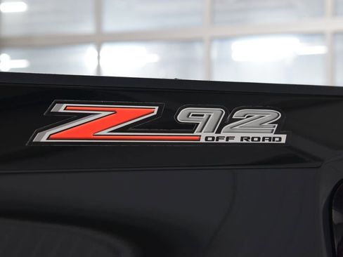 Used 2023 GMC Sierra 1500 AT4 w/ AT4 Premium Package image 30