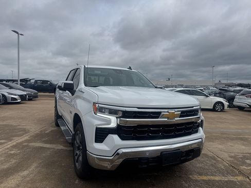 Used 2025 Chevrolet Silverado 1500 LT w/ Texas Edition Plus RWD image 2