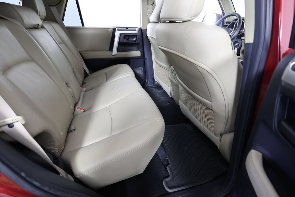 Used 2013 Toyota 4Runner SR5 w/ Premium Pkg AWD/4WD image 23