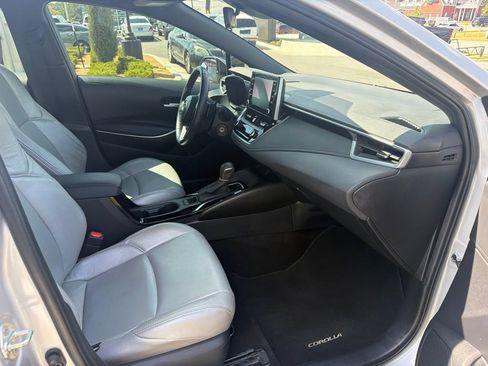 Used 2020 Toyota Corolla SE FWD image 13