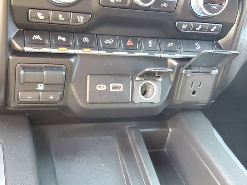 Used 2020 GMC Sierra 1500 AT4 w/ AT4 Premium Package AWD/4WD image 25