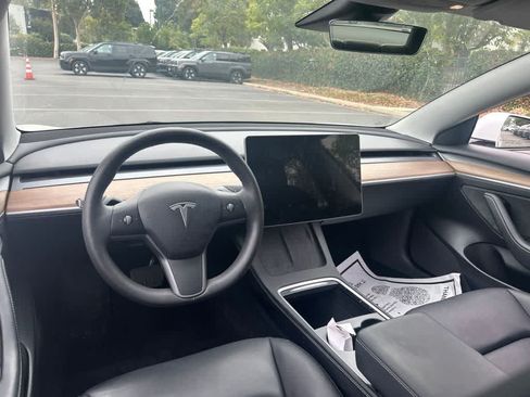 Used 2022 Tesla Model 3 RWD image 7