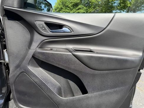 Used 2022 Chevrolet Equinox LT w/ Driver Convenience Package FWD image 33