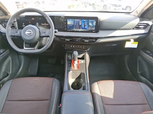 New 2026 Nissan Kicks SR image 8